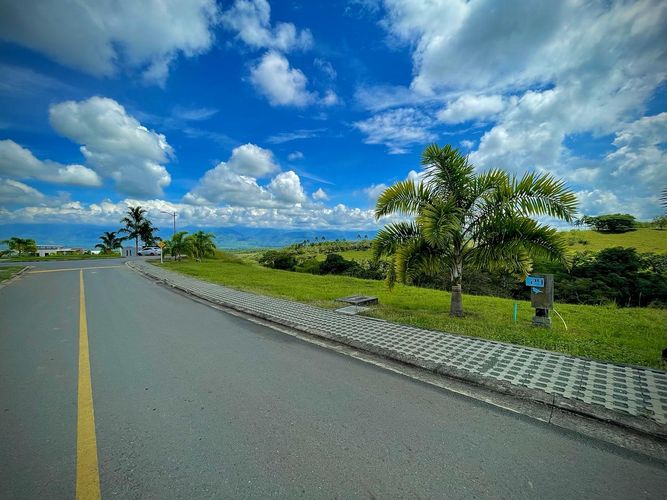 Lote en venta en Cerritos, Pereira · foto 3 de 13