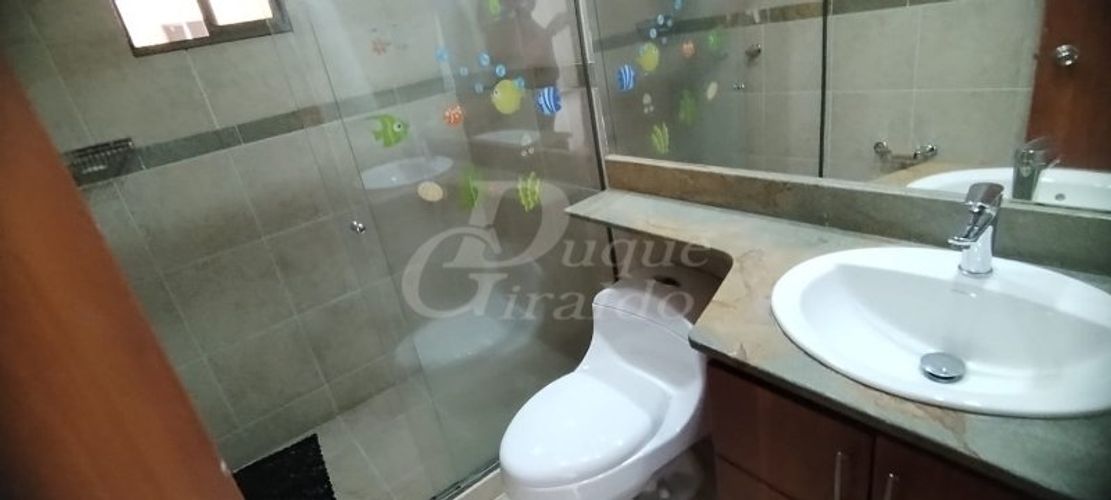 Apartamento de 3 alcobas en arriendo en La Florida, Medellín, 134 m² · foto 10 de 21