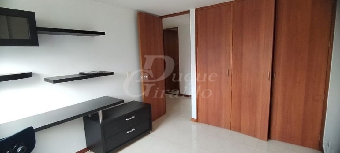 Apartamento de 3 alcobas en arriendo en La Florida, Medellín, 134 m² · foto 14 de 21