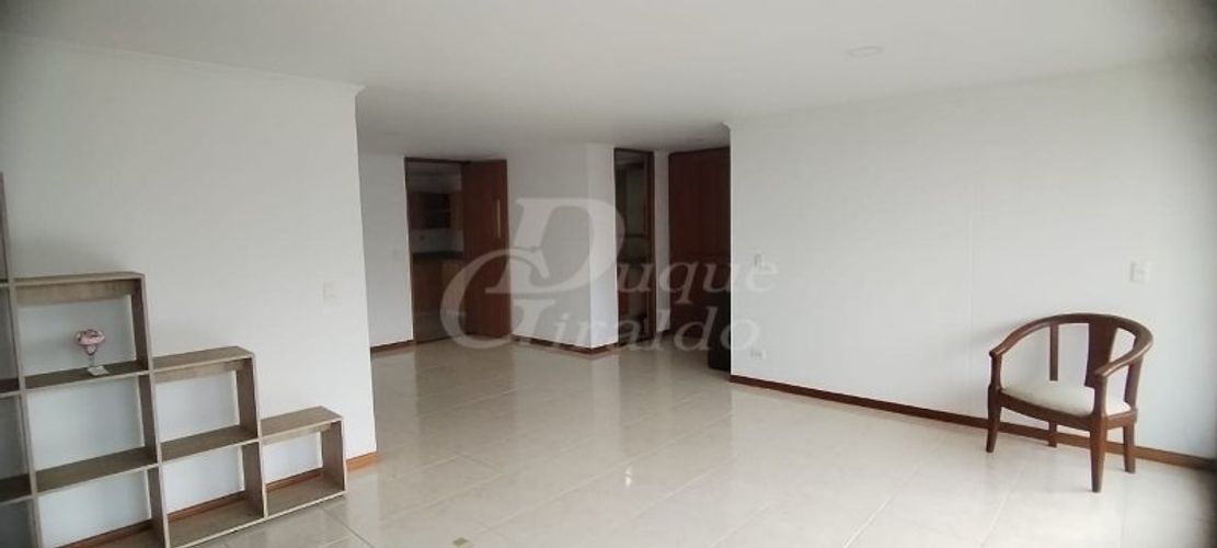 Apartamento de 3 alcobas en arriendo en La Florida, Medellín, 134 m² · foto 20 de 21
