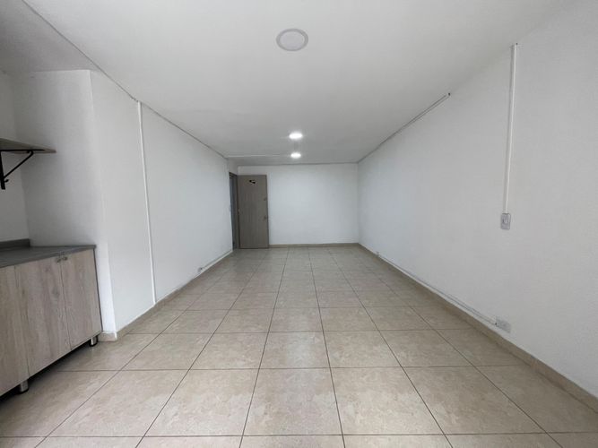 Oficina en arriendo en Laureles, Medellín, 50 m² · foto 5 de 13