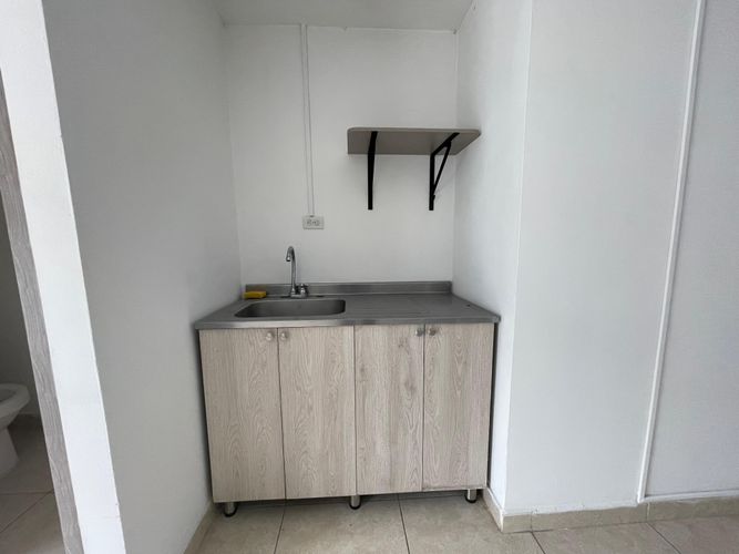 Oficina en arriendo en Laureles, Medellín, 50 m² · foto 8 de 13