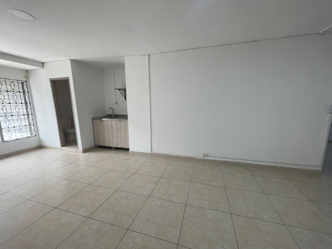 Oficina en arriendo en Laureles, Medellín, 50 m² · foto 9 de 13