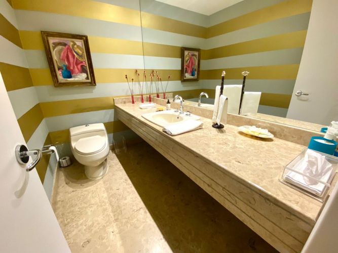 Apartamento de 3 alcobas en venta en El Refugio I, Bogotá, 360 m² · foto 17 de 24