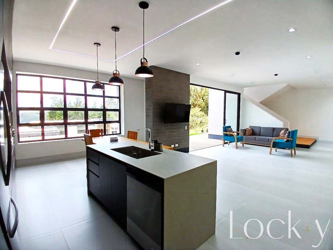 Casa de 6 alcobas en venta en Loma Del Escobero, Envigado, 610 m² · foto 7 de 20