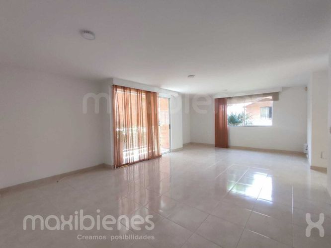Apartamento de 3 alcobas en arriendo en El Porvenir, Rionegro, 113 m² · foto 4 de 15