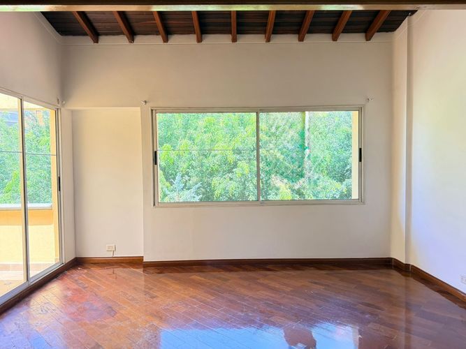 Casa de 3 alcobas en venta en Castropol, Medellín, 350 m² · foto 14 de 18