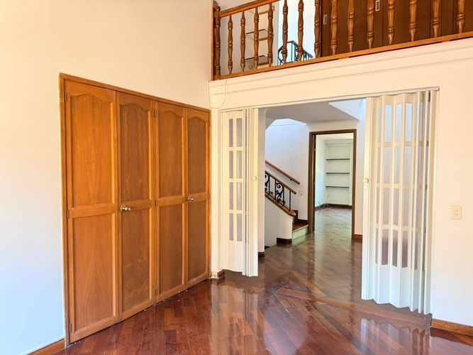 Casa de 3 alcobas en venta en Castropol, Medellín, 350 m² · foto 17 de 18