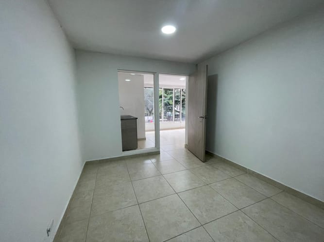 Oficina en arriendo en Laureles, Medellín, 60 m² · foto 3 de 12