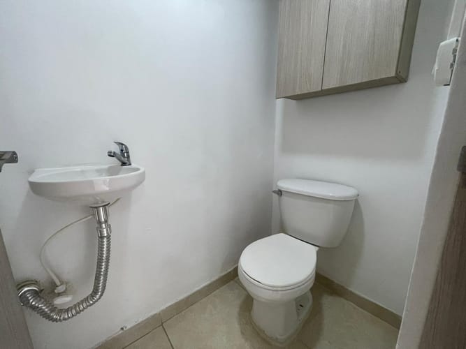 Oficina en arriendo en Laureles, Medellín, 60 m² · foto 8 de 12