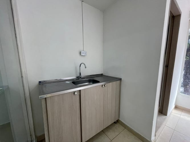 Oficina en arriendo en Laureles, Medellín, 60 m² · foto 10 de 12