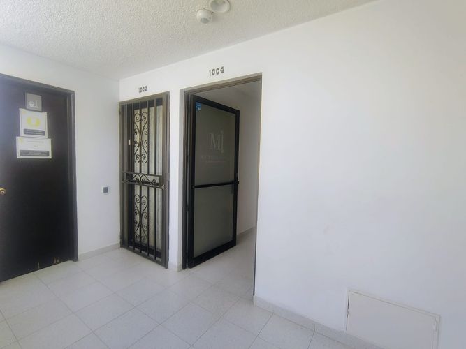 Oficina en arriendo en Centro, Bucaramanga, 24 m² · foto 2 de 10