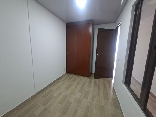 Casa de 9 alcobas en venta en Colseguros, Cali, 300 m² · foto 7 de 13