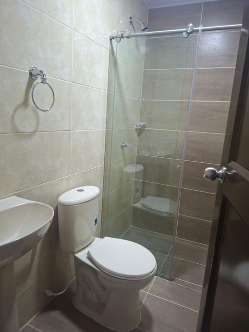 Casa de 9 alcobas en venta en Colseguros, Cali, 300 m² · foto 12 de 13