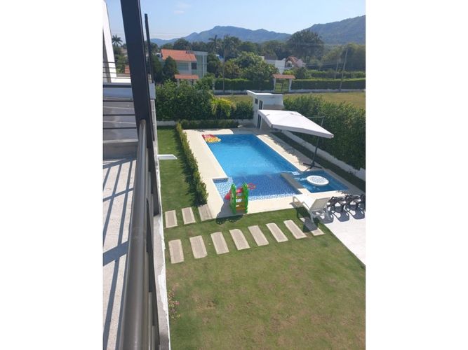 Casa de 5 alcobas en venta en Las Varas, Ricaurte, 500 m² · foto 6 de 23