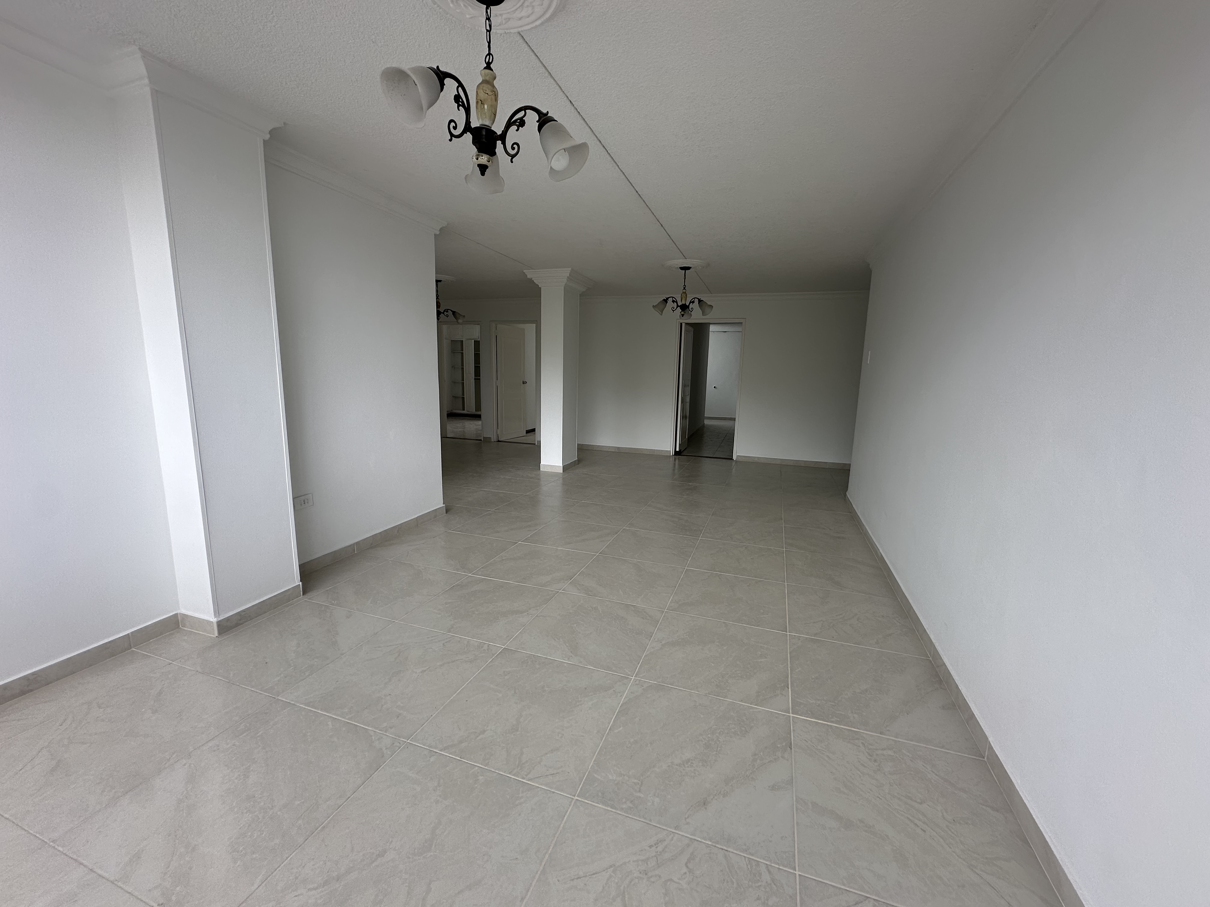 Apartamento en venta en Parque Sucre, Armenia · foto 2 de 18