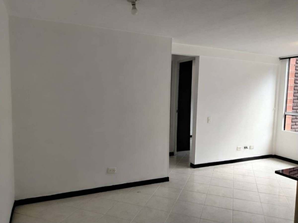Apartamento en venta en Loma del Indio, Medellín 2