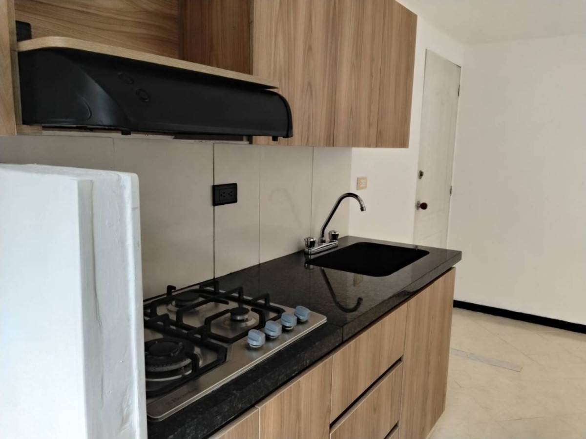 Apartamento en venta en Loma del Indio, Medellín 4