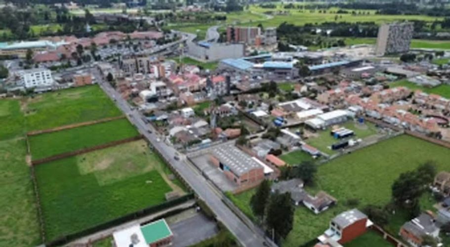 Lote en venta en Camino La Floresta, Chía, 922 m² · foto 2 de 11