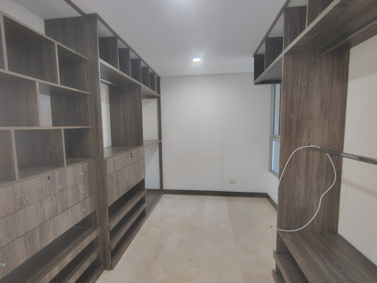 Apartamento en arriendo en El Poblado, Medellín · foto 9 de 19