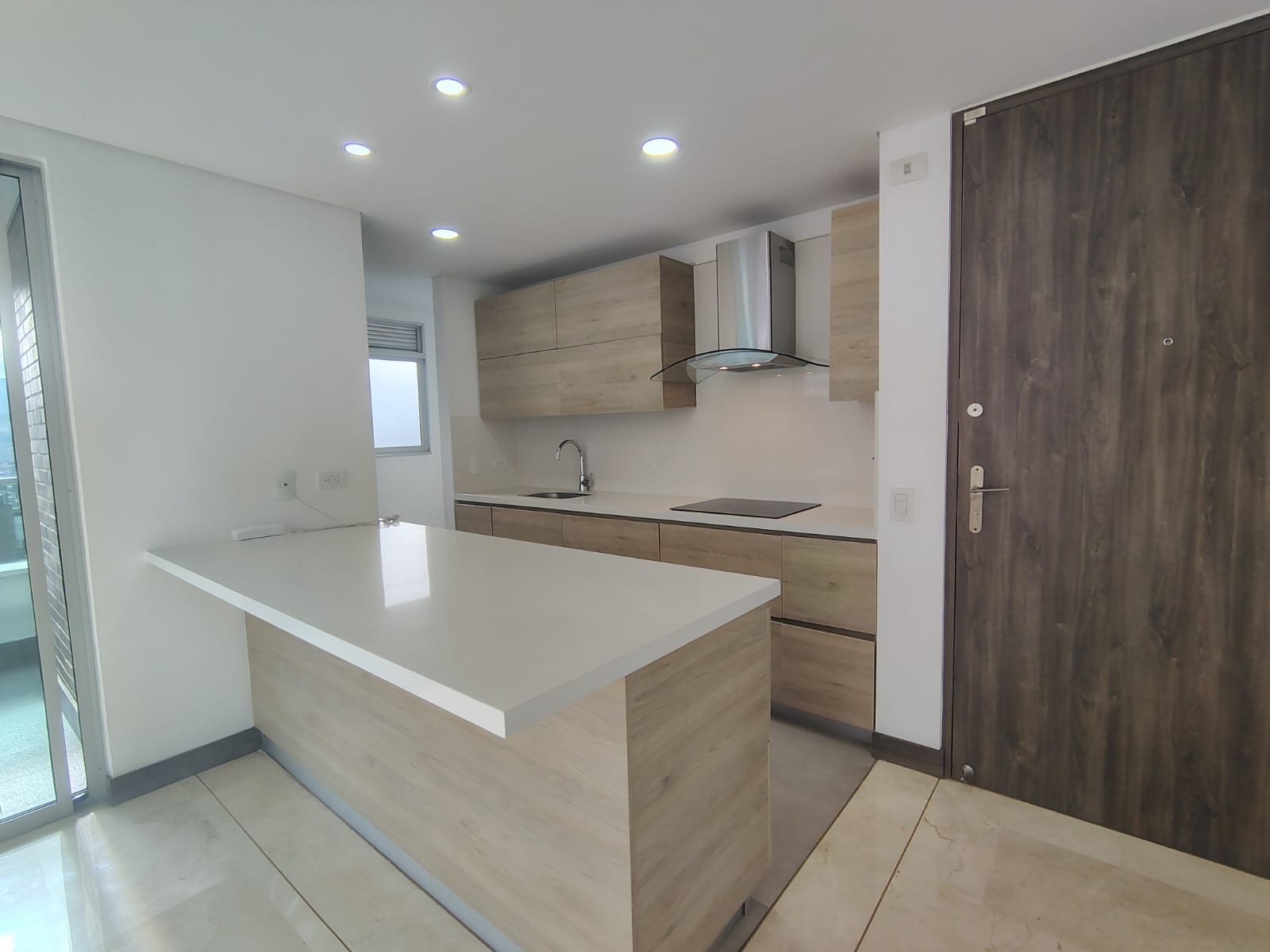 Apartamento en arriendo en El Poblado, Medellín · foto 10 de 19
