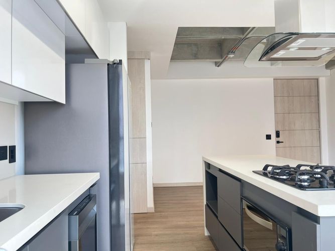 Apartamento de 2 alcobas en arriendo en Loma Benedictinos, Envigado, 75 m² · foto 4 de 14