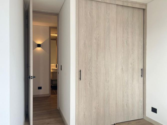 Apartamento de 2 alcobas en arriendo en Loma Benedictinos, Envigado, 75 m² · foto 12 de 14