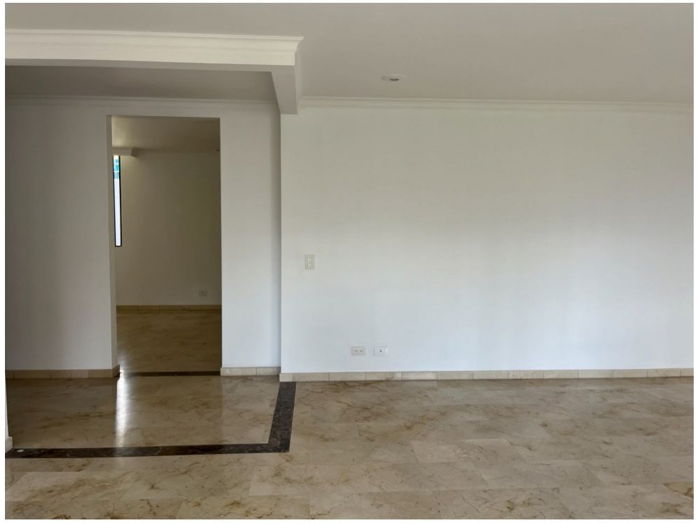 Apartamento en venta en El Poblado, Medellín 5