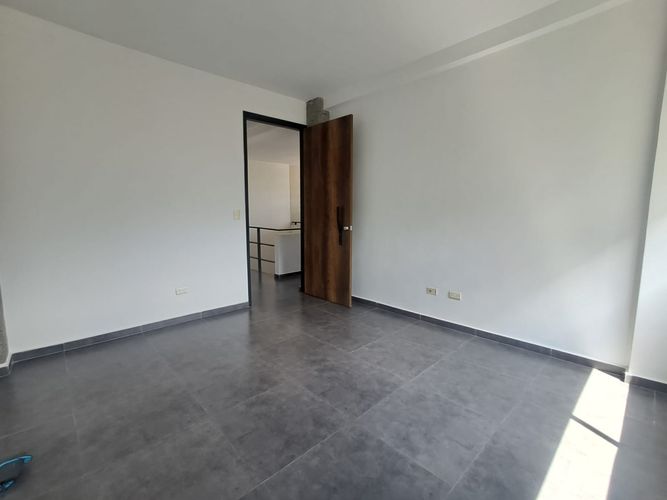 Oficina en arriendo en San Jose Sur, Pereira, 16 m² · foto 4 de 8