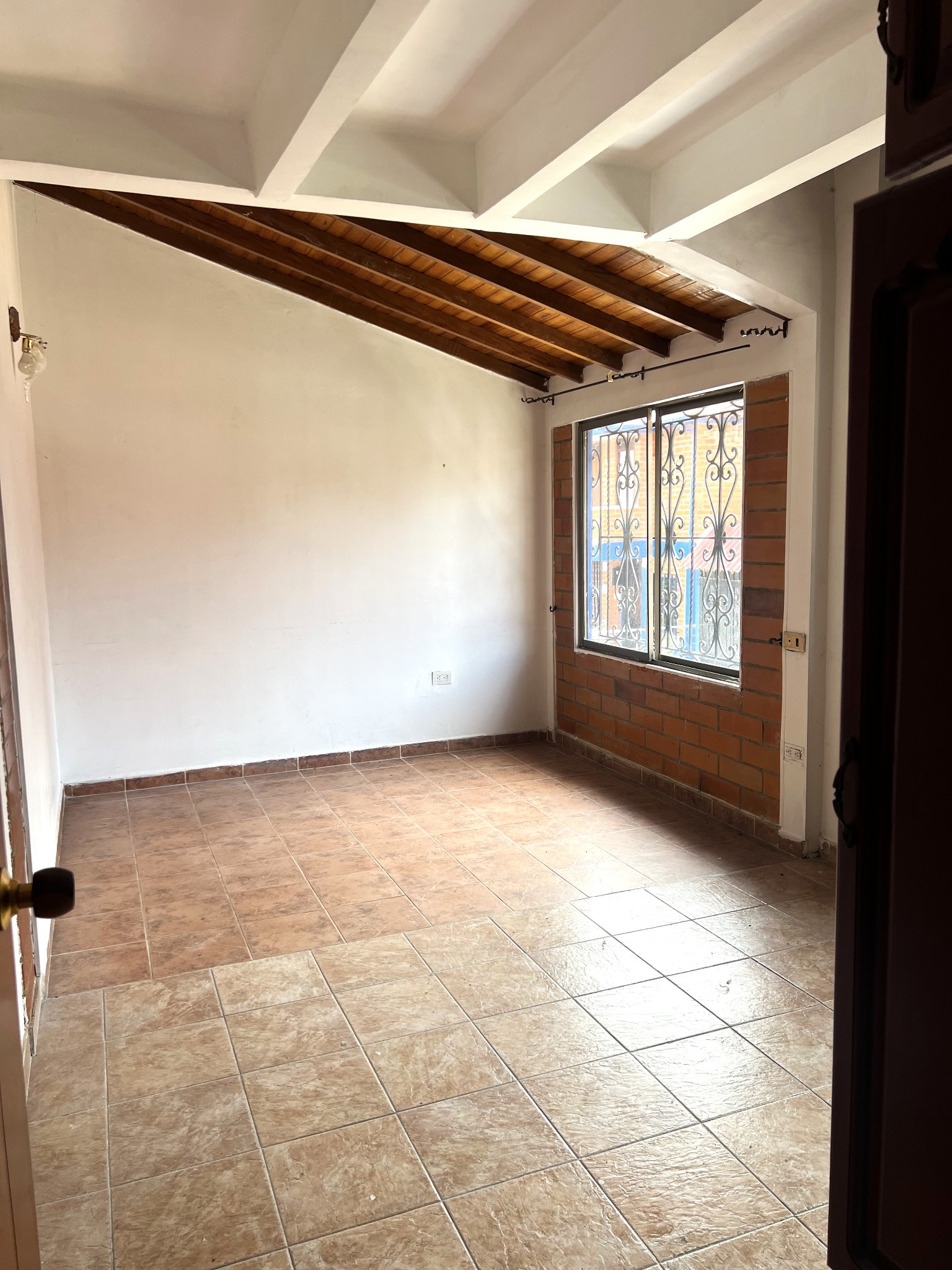 Casa en venta en Quintas De Jardin Colonial, Dosquebradas · foto 2 de 24