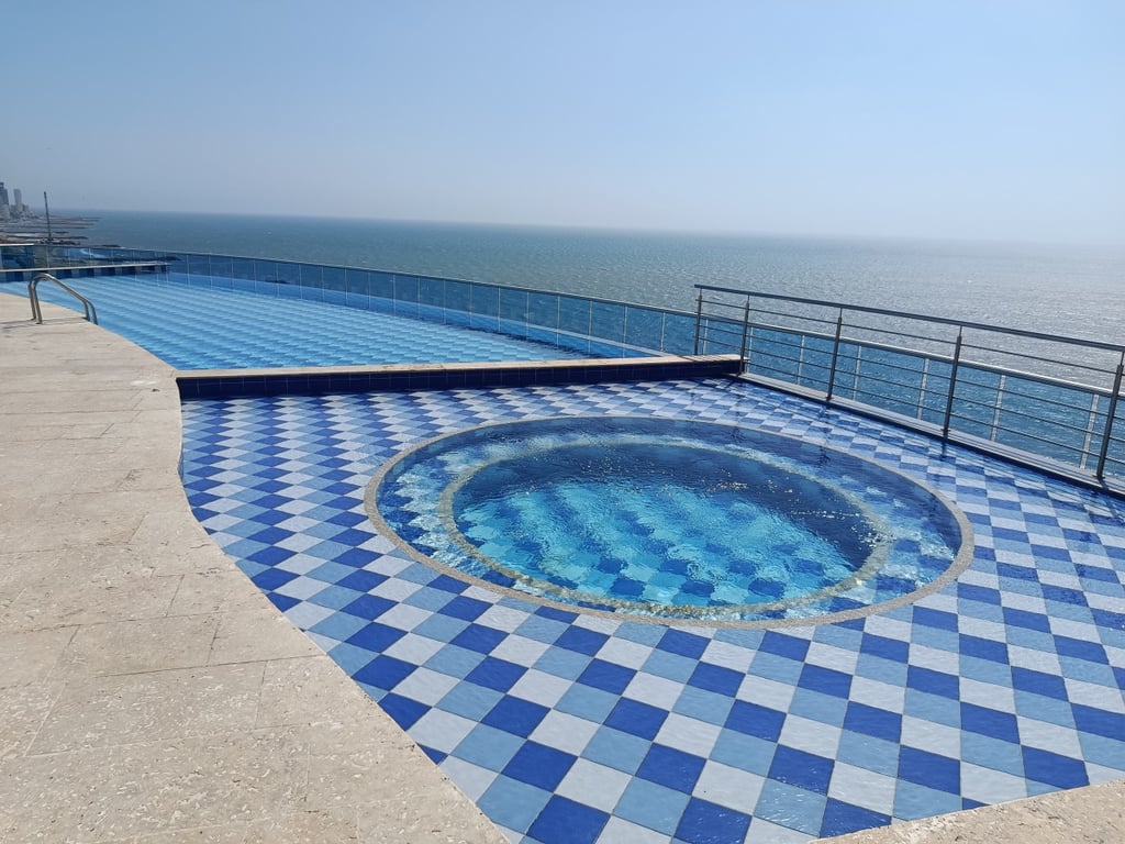 Apartamento en arriendo en Crespo, Cartagena · foto 2 de 12