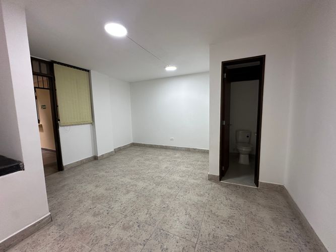 Oficina en arriendo en Centro, Armenia, 45 m² · foto 6 de 8