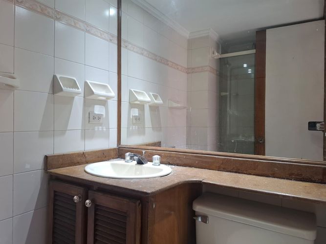 Apartamento de 2 alcobas en arriendo en El Poblado, Medellín, 75 m² · foto 15 de 16