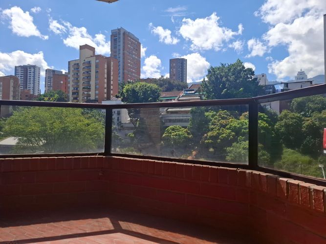 Apartamento de 2 alcobas en arriendo en El Poblado, Medellín, 75 m² · foto 16 de 16