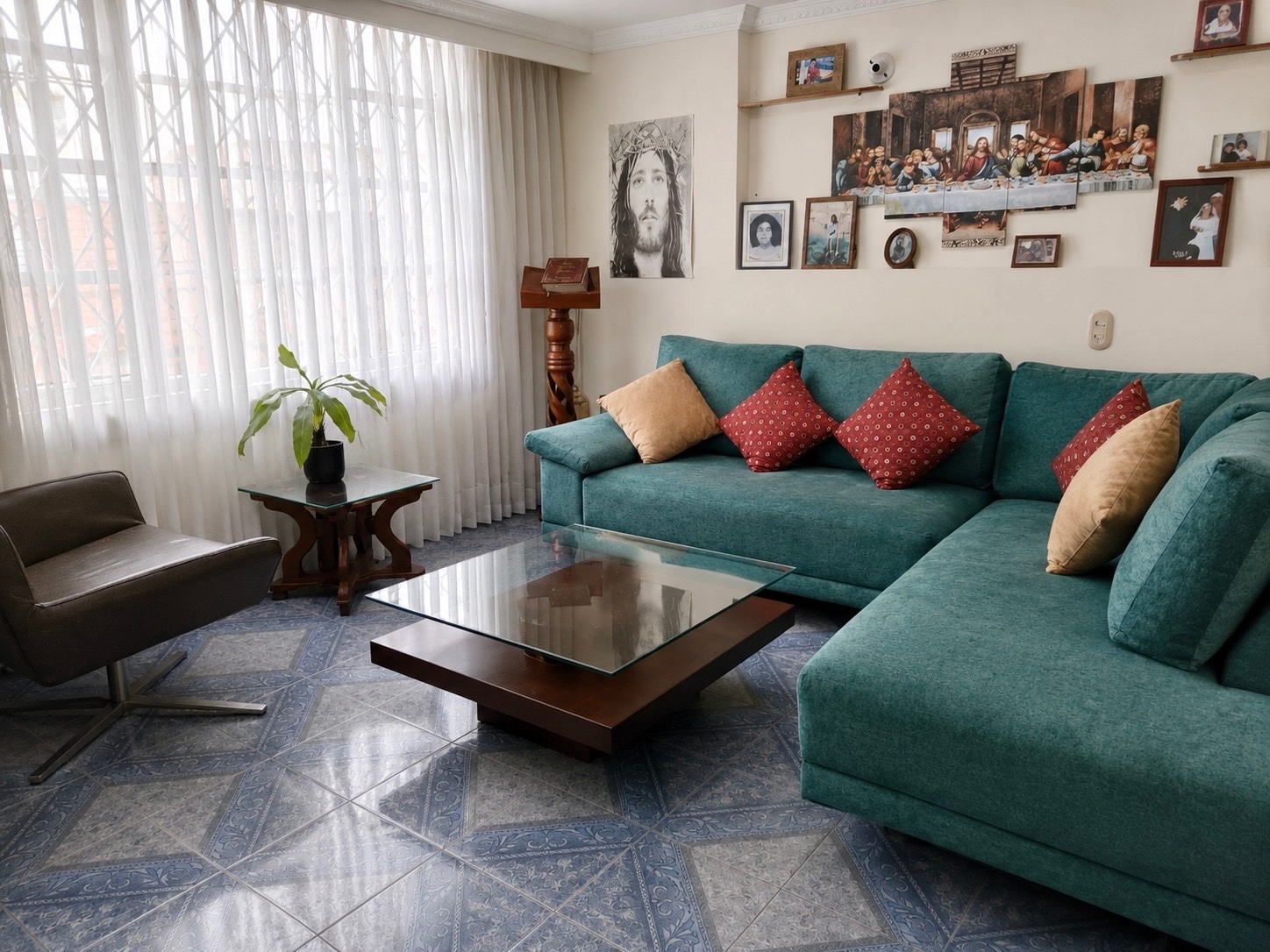 Casa en venta en Villa Luz, Bogotá · foto 2 de 20