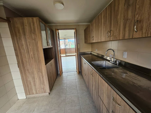 Apartamento en arriendo en Lalinde, Medellín · foto 9 de 24
