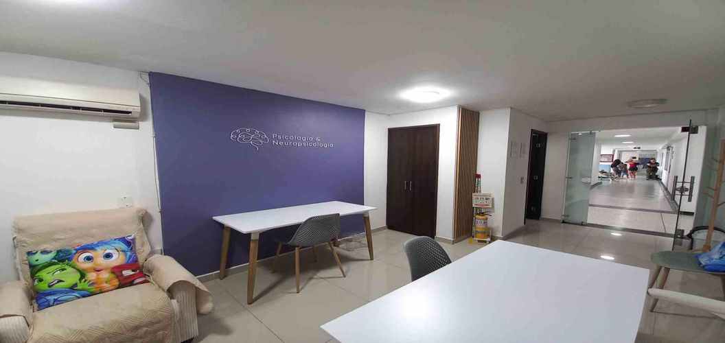 Consultorio en venta en Sector Plaza De Bolivar, Pereira, 20 m² · foto 5 de 12