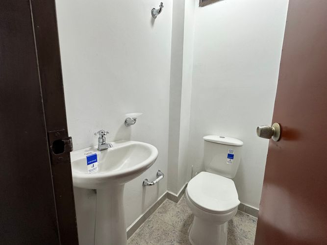 Oficina en arriendo en Centro, Armenia, 35 m² · foto 5 de 6