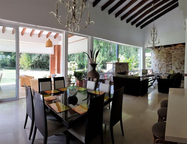 Casa de 6 alcobas en venta en Las Mercedes, Jamundí, 730 m² · foto 2 de 22
