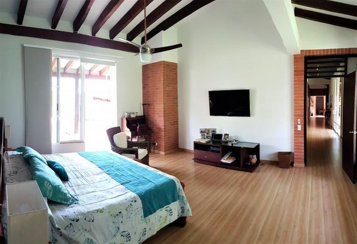 Casa de 6 alcobas en venta en Las Mercedes, Jamundí, 730 m² · foto 10 de 22