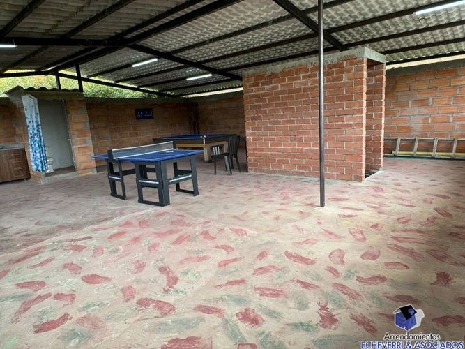 Casa de 6 alcobas en venta en El Carmen De Viboral, El Carmen de Viboral, 1325 m² · foto 5 de 24
