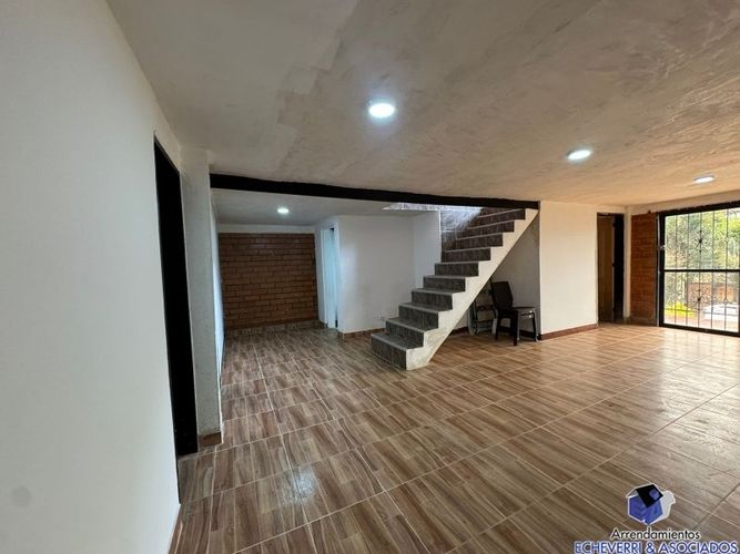 Casa de 6 alcobas en venta en El Carmen De Viboral, El Carmen de Viboral, 1325 m² · foto 6 de 24