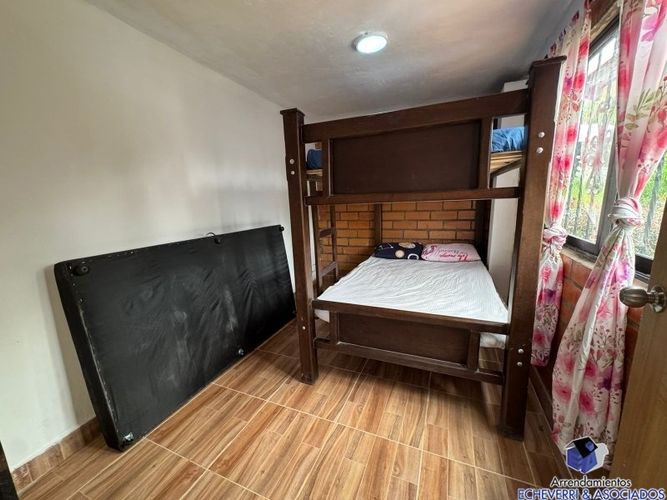 Casa de 6 alcobas en venta en El Carmen De Viboral, El Carmen de Viboral, 1325 m² · foto 8 de 24