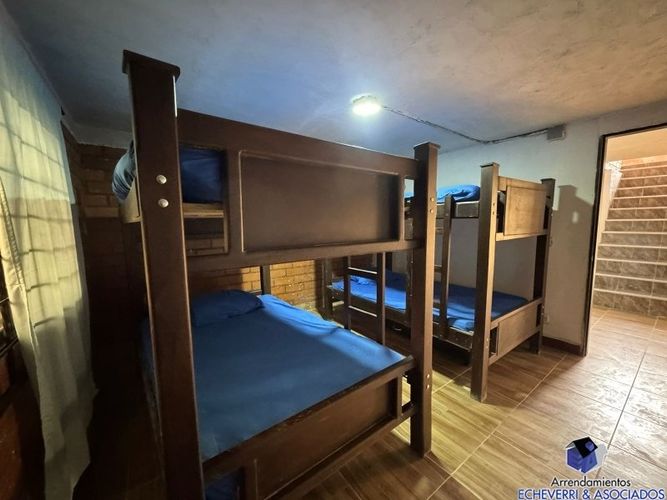 Casa de 6 alcobas en venta en El Carmen De Viboral, El Carmen de Viboral, 1325 m² · foto 12 de 24