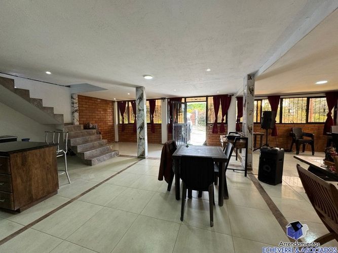 Casa de 6 alcobas en venta en El Carmen De Viboral, El Carmen de Viboral, 1325 m² · foto 23 de 24