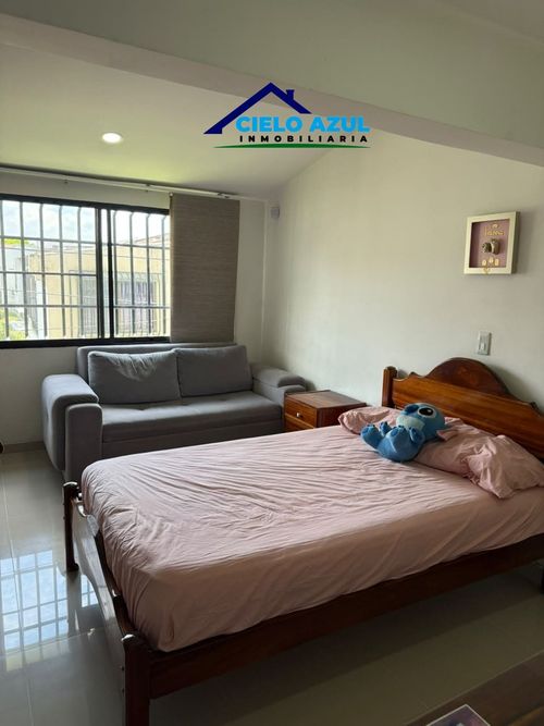 Casa de 4 alcobas en venta en La Hacienda, Cali, 250 m² · foto 3 de 5