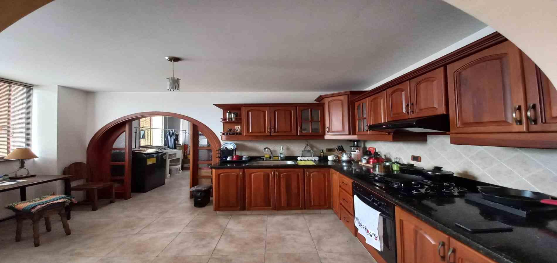 Apartamento en venta en Sector Galeria Central, Pereira · foto 10 de 17