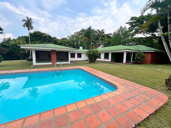 Casa de 4 alcobas en venta en Cascajal, Cali, 430 m² · foto 4 de 9