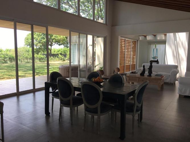 Casa de 5 alcobas en venta en Rozo, Palmira, 449 m² · foto 9 de 19