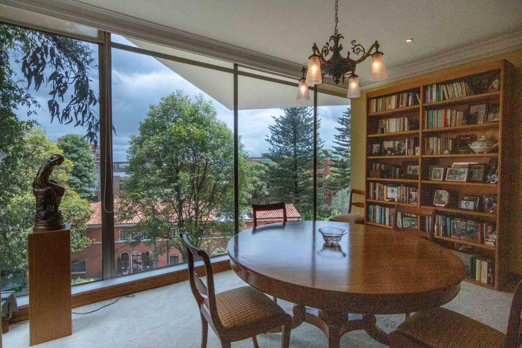 Apartamento en venta en Los Rosales, Bogotá · foto 3 de 24
